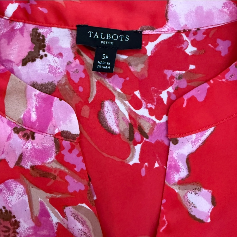 Talbots Small Petite Red Floral Satin V Neck Blouse - Picture 6 of 6